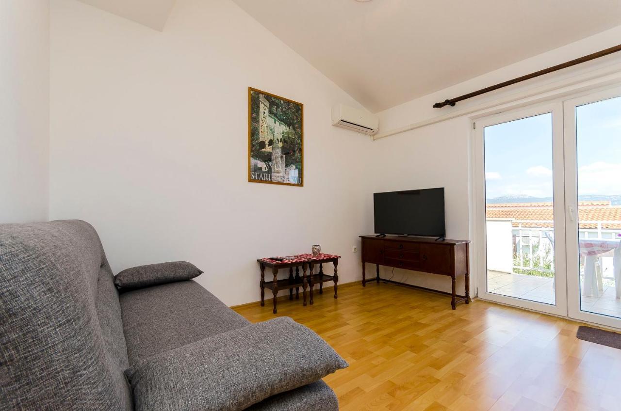 Apartments Milka Slatine Exterior foto